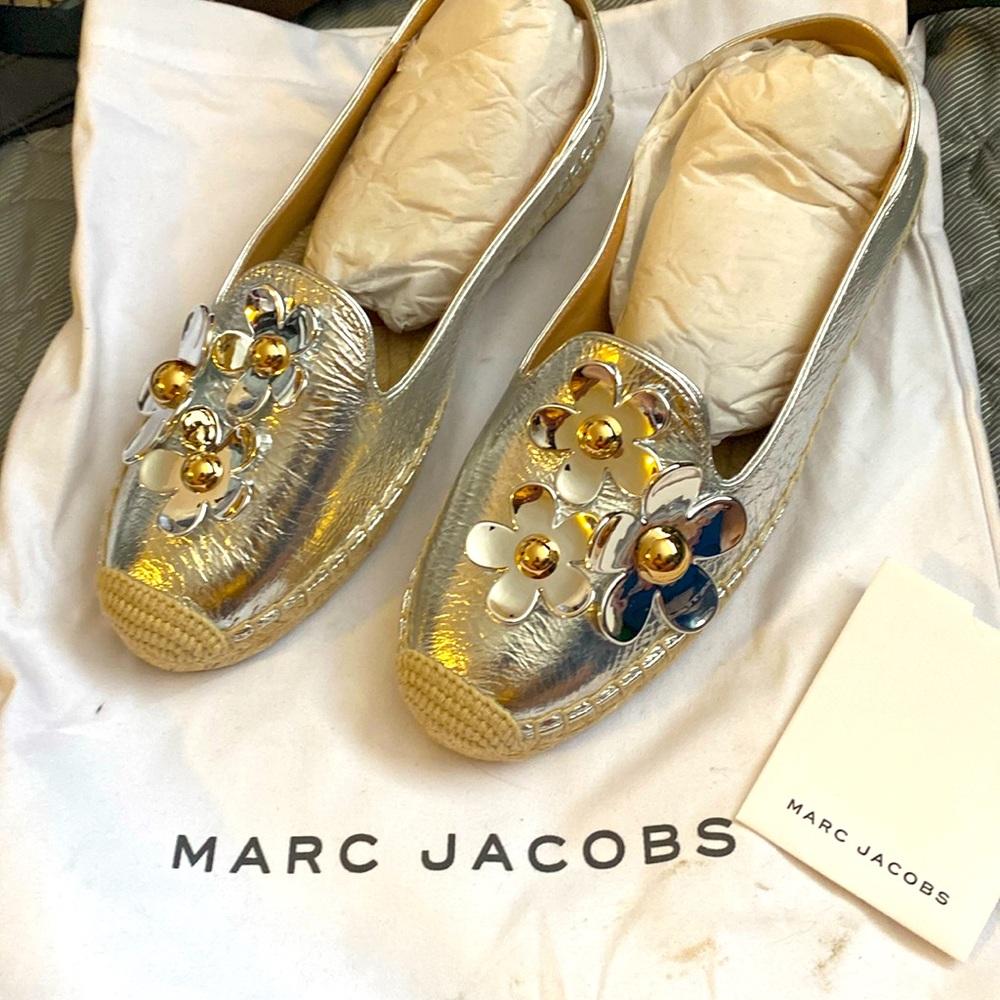 Brand new , Silver  metallic size 37 Marc Jacob’s Espadrille